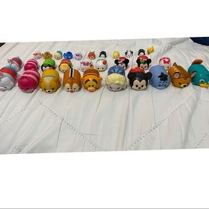 Selling 30 tsum tsum collectibles